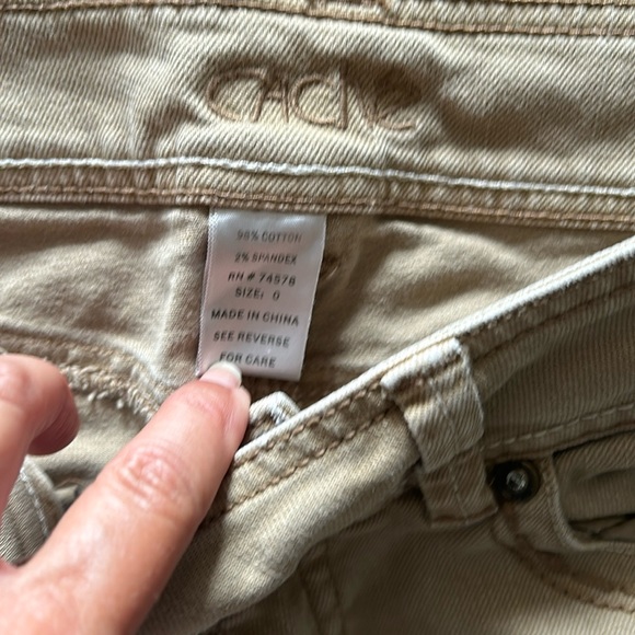 Cache Tan Embroidered Jeans - Size 0 - Picture 2 of 6